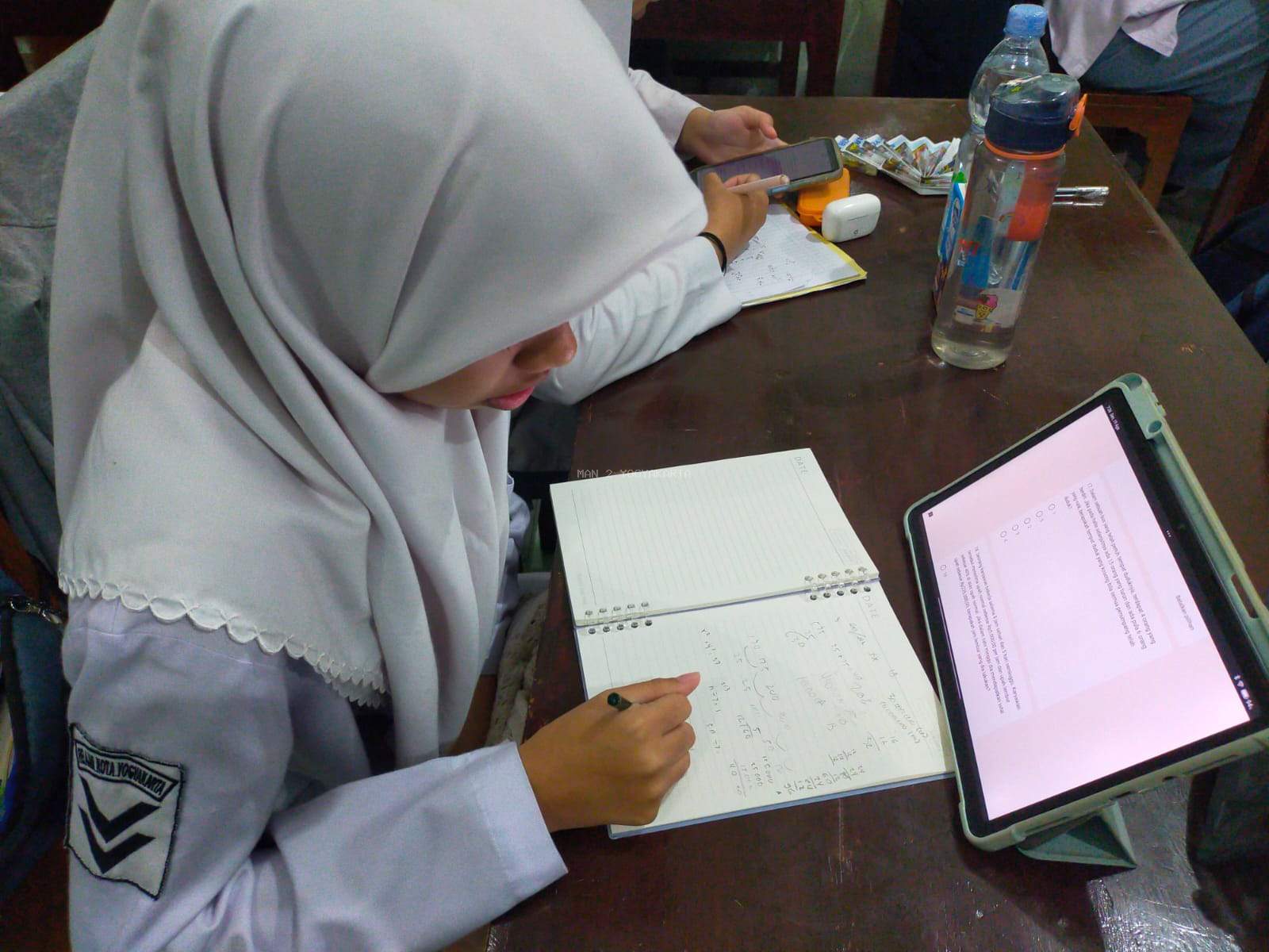 Semangat Senin Pagi, MAN 2 Yogyakarta Gandeng YKPN dalam Tes Potensi Skolastik