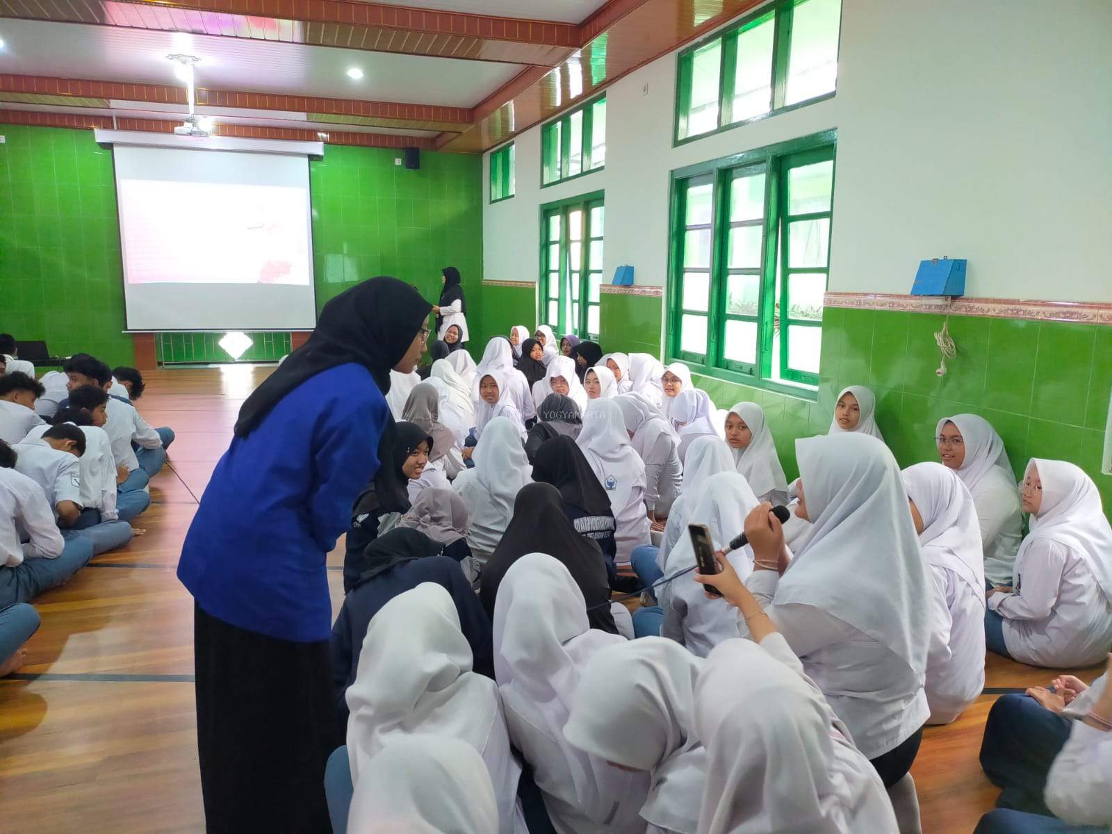 Kelas Besar, MAN 2 Yogyakarta Adakan Layanan Bimbingan dan Konseling Serentak Setiap Jenjang