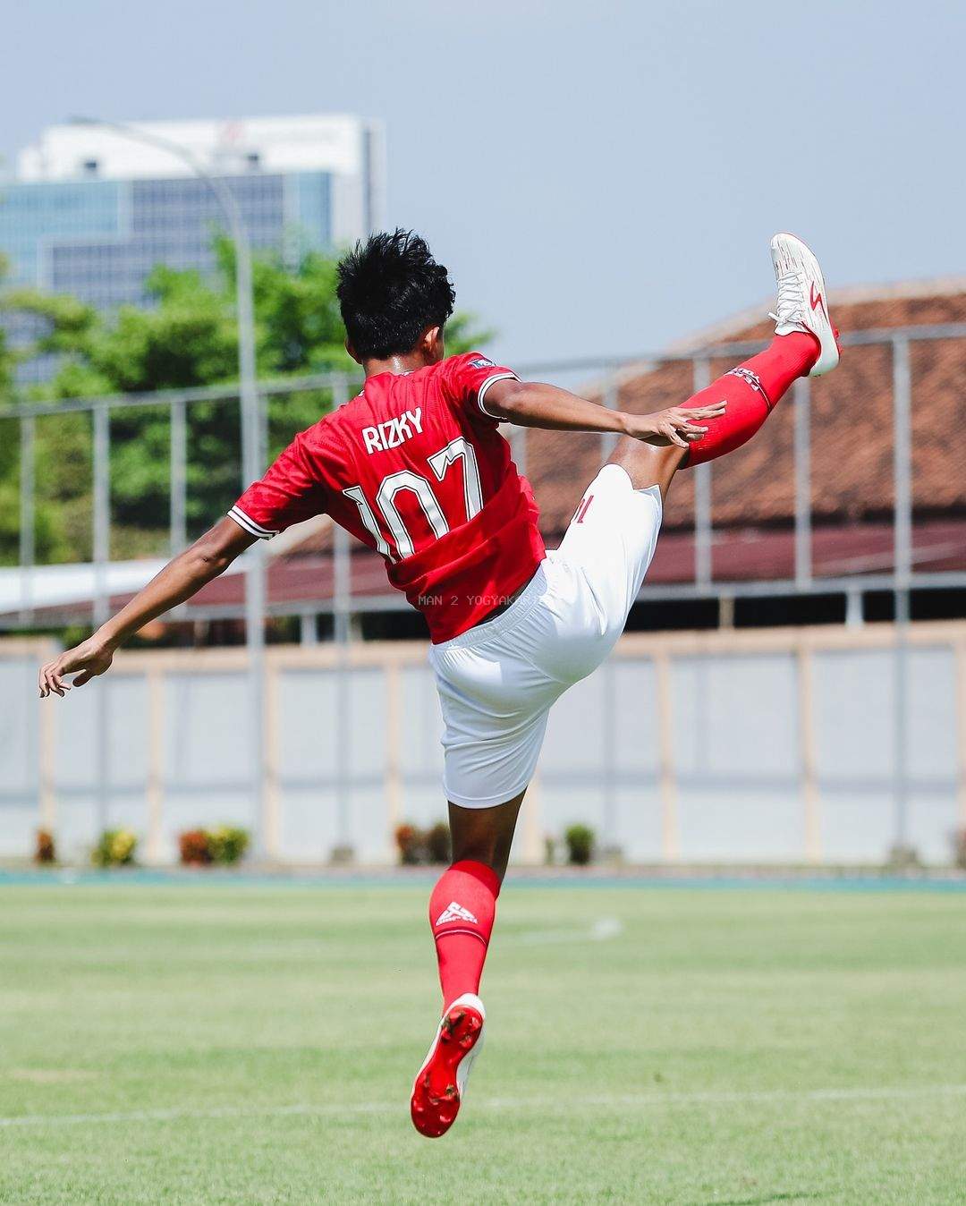 Talenta Muda Bersinar, PERSIS Resmi Kontrak Pemain U-18 dari MAN 2 Yogyakarta