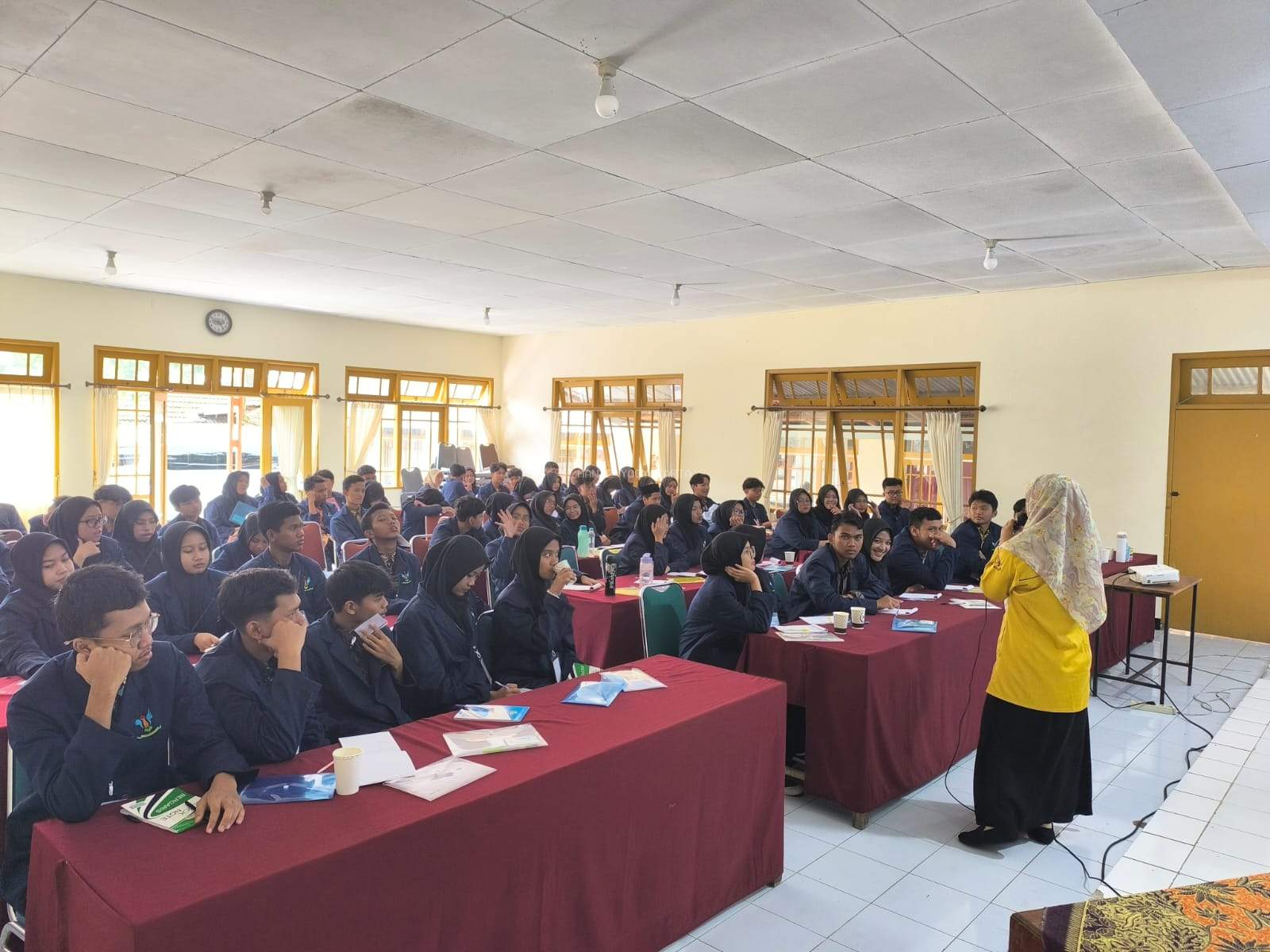 Materi Pembuatan Dokumen dalam Latihan Dasar Kepemimpinan MAN 2 Yogyakarta Tahun Ajaran 2024