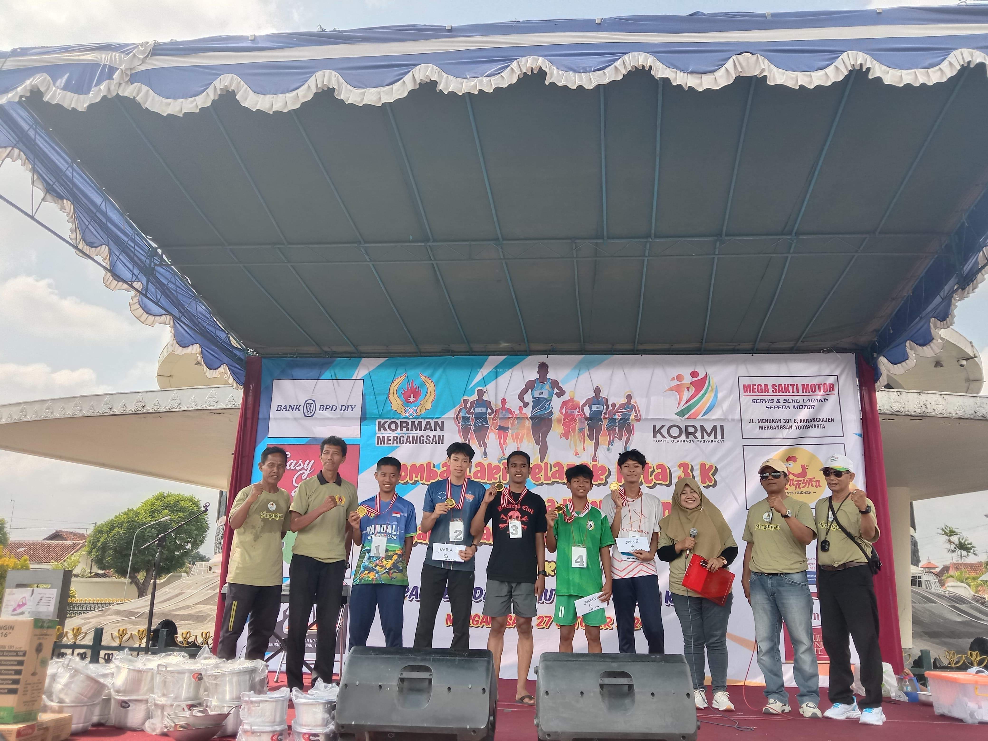 Muhammad Akbar Dhaifan Siswa MAN 2 Yogyakarta Raih Medali Emas Atletik Mergangsan Cup 2024 