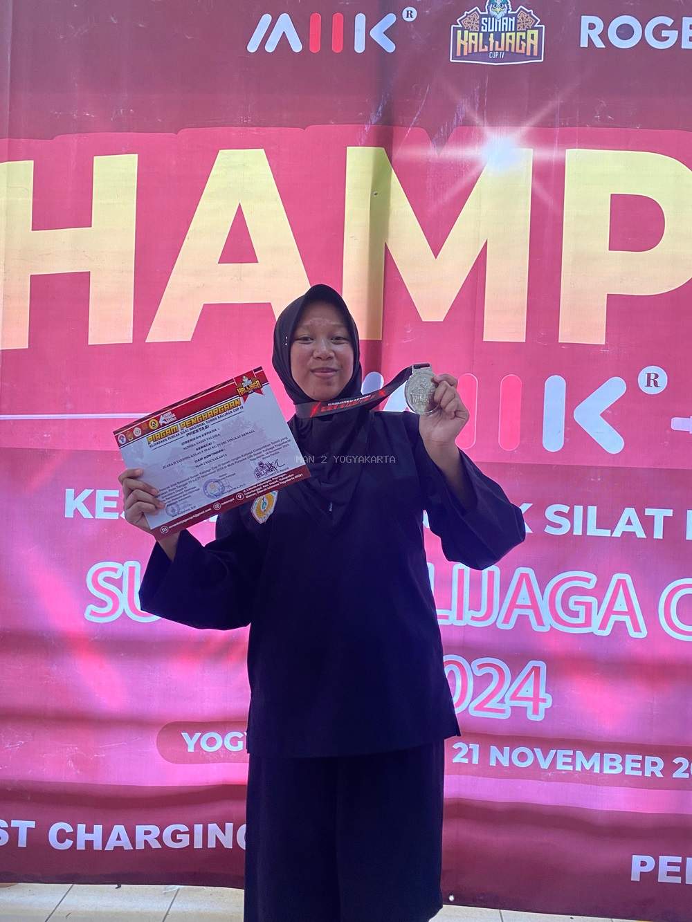 Almira Nadin Raih Medali Perak Even Kejuaraan Pencak Silat Nasional Sunan Kalijaga Cup_UKM PPS CEPEDI Sunan Kalijaga Yogyakarta 2024