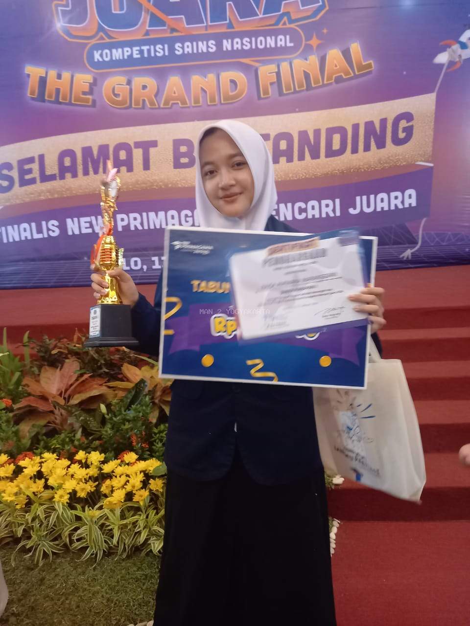 Raisa Ammara Siswa MAN 2 Yogyakarta, Raih Juara Harapan 1 Mapel Geografi di Kompetisi Sains Nasional Primagama