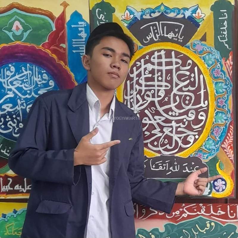 Muhammad Barrul Alam Raih Juara 2 Kaligrafi Putra PKM Yogyakarta 2025
