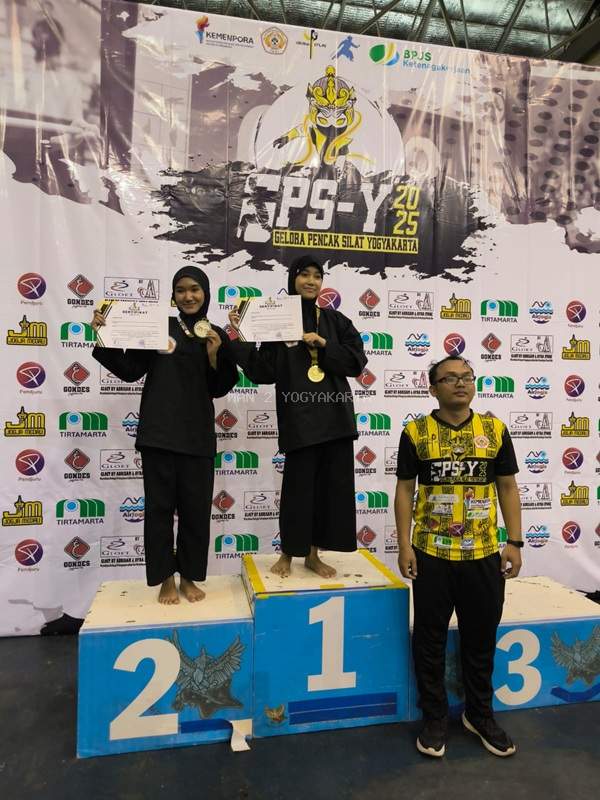Vitaniar Novariza Putri Leandyc Persembahkan Emas untuk MAN 2 Yogyakarta di Ajang Nasional Gelora Pencak Silat Yogyakarta (GPS-Y) 2025