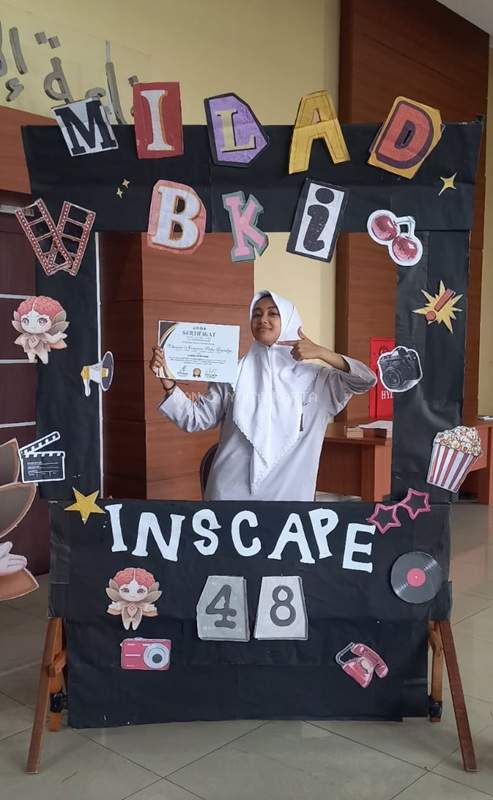 Vitaniar Novariza Putri Leandyc Raih Juara 1 Lomba Poster Milad BKI UIN Sunan Kalijaga Yogyakarta
