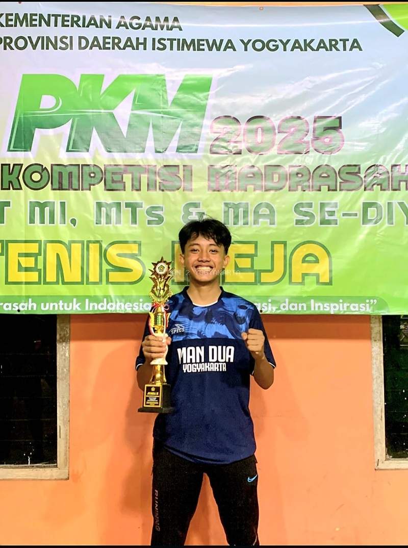 Luqman Hafidz Asy’ari Raih Juara 2 Tenis Meja Tunggal Putra PKM Kanwil Kemenag DIY 2025