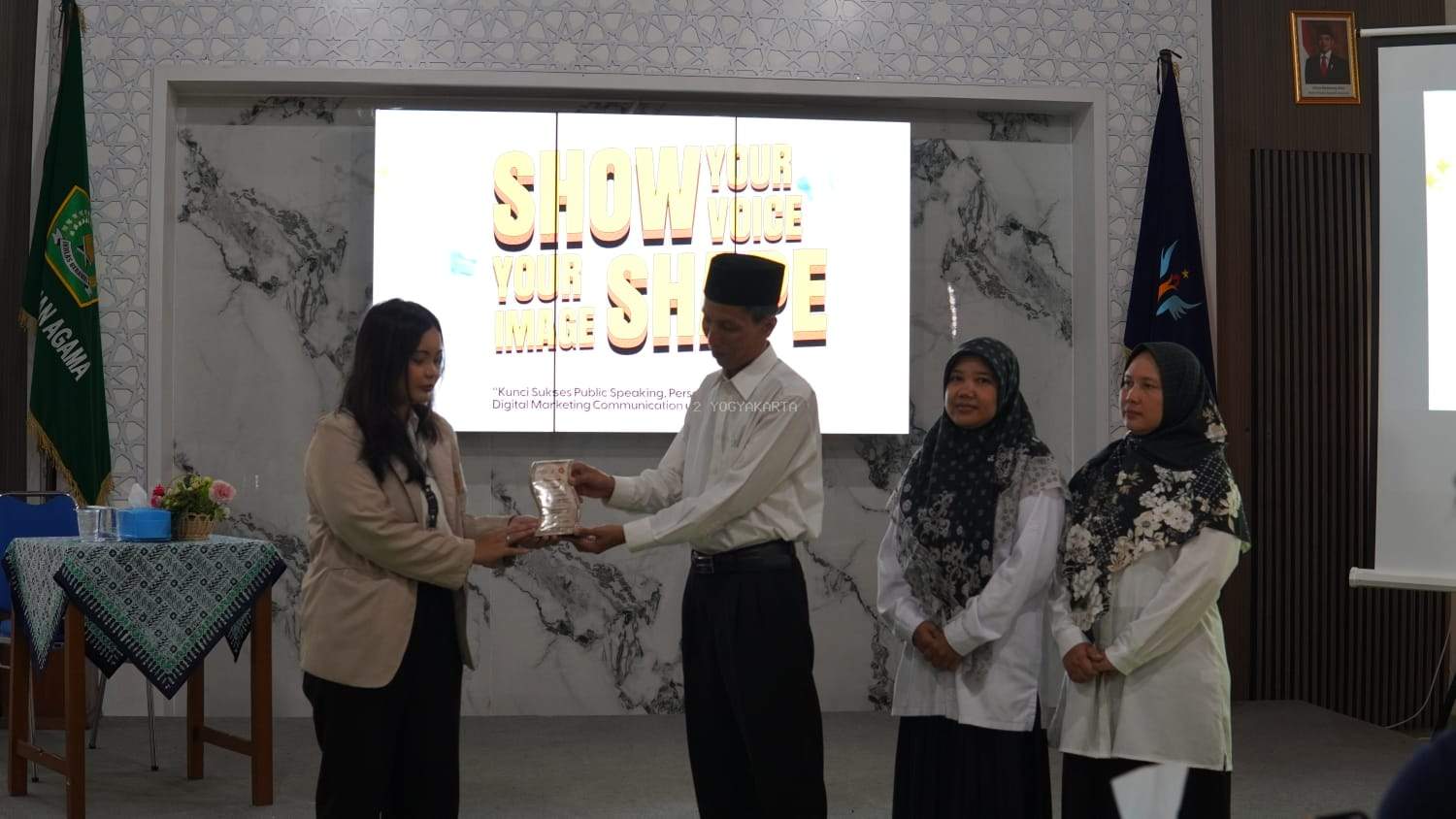 Sinergi MAN 2 Yogyakarta dan Universitas Amikom: Membangun Generasi Emas Siap Bersuara & Berdaya Saing