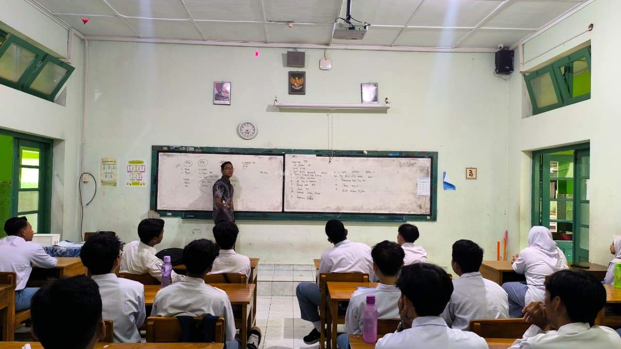 Buka Wawasan Masa Depan, Kelas XI MAN 2 Yogyakarta Ikuti Sosialisasi Sekolah Kedinasan Bersama Science Society Yogyakarta