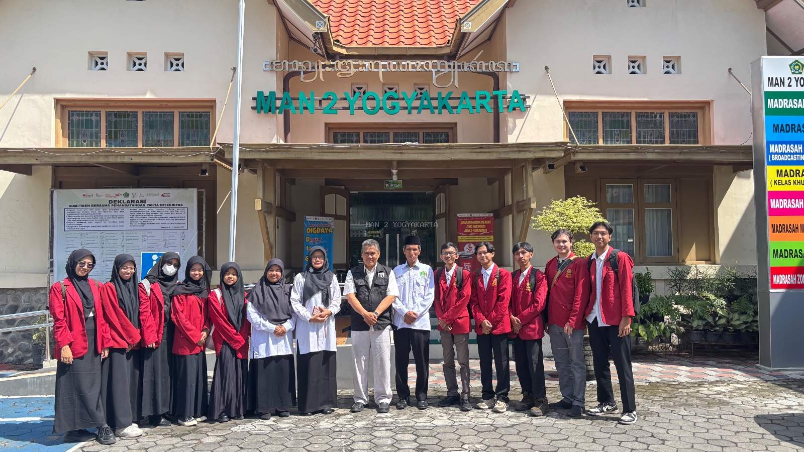 Sinergi Kampus–Madrasah, MAN 2 Yogyakarta Terima Penerjunan Mahasiswa Magang Pendidikan Bahasa Jepang