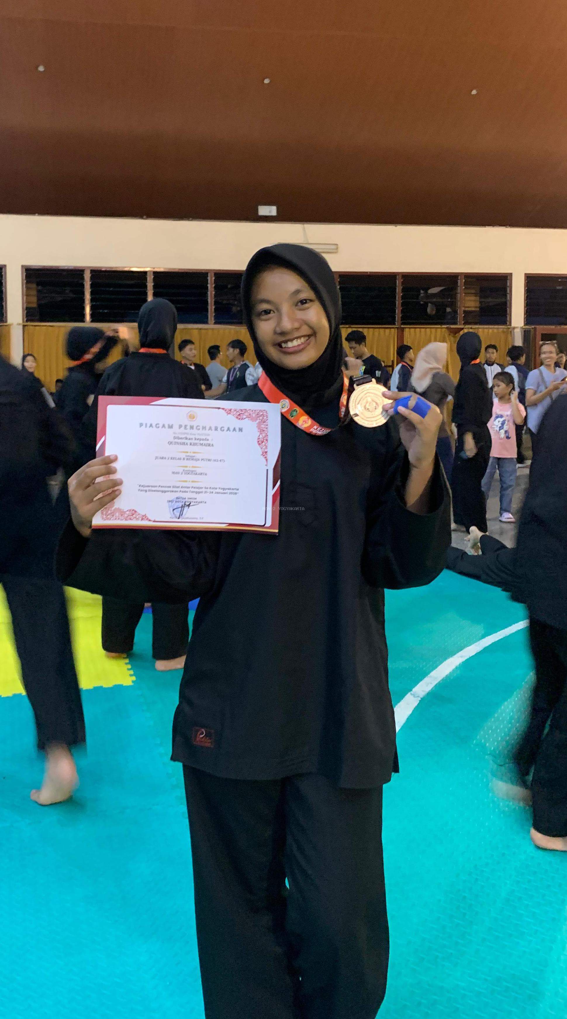 Semangat Juang Berbuah Prestasi, Quinsha Khumaira Raih Juara II Kejurkot Pencak Silat Kota Yogyakarta