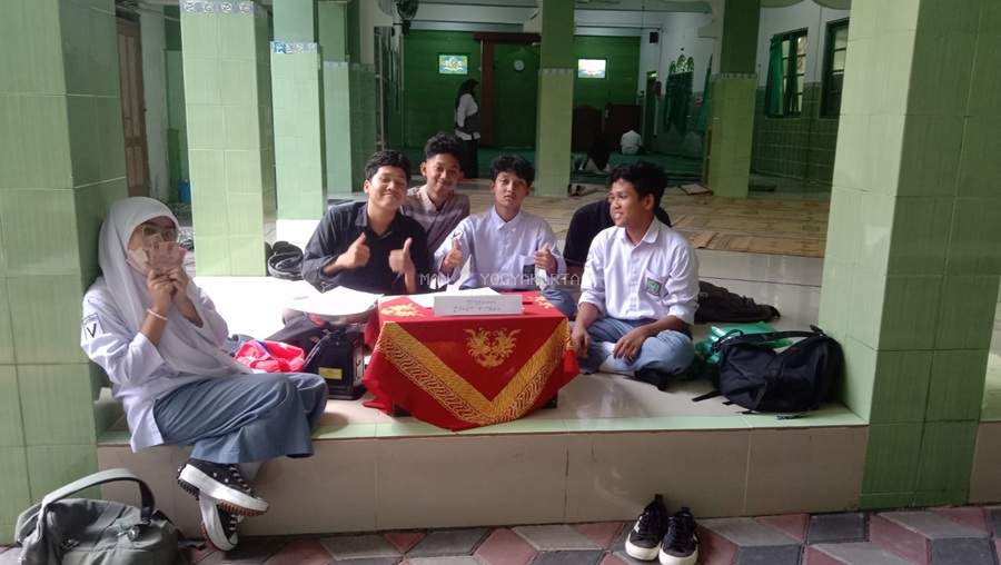 Corps Mubaligh MAN 2 Yogyakarta Kelola Penerimaan dan Penyaluran Zakat Fitrah