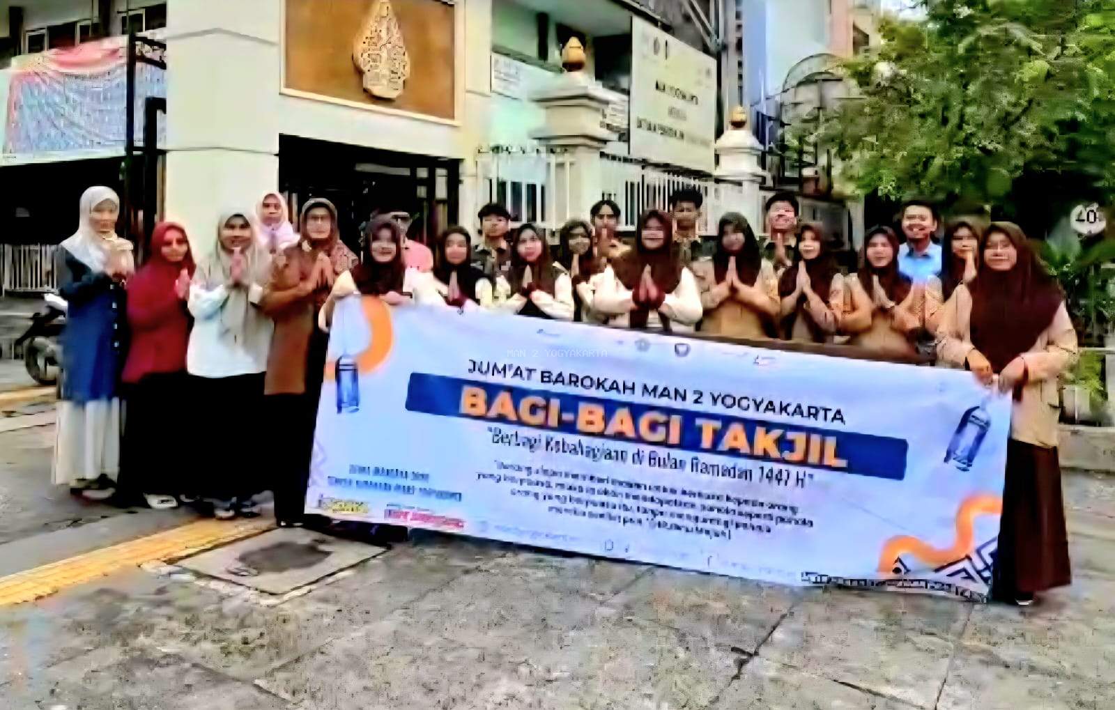 1.367 Takjil dari GEMA MAN 2 Yogyakarta, Sejuta Kepedulian untuk Sesama