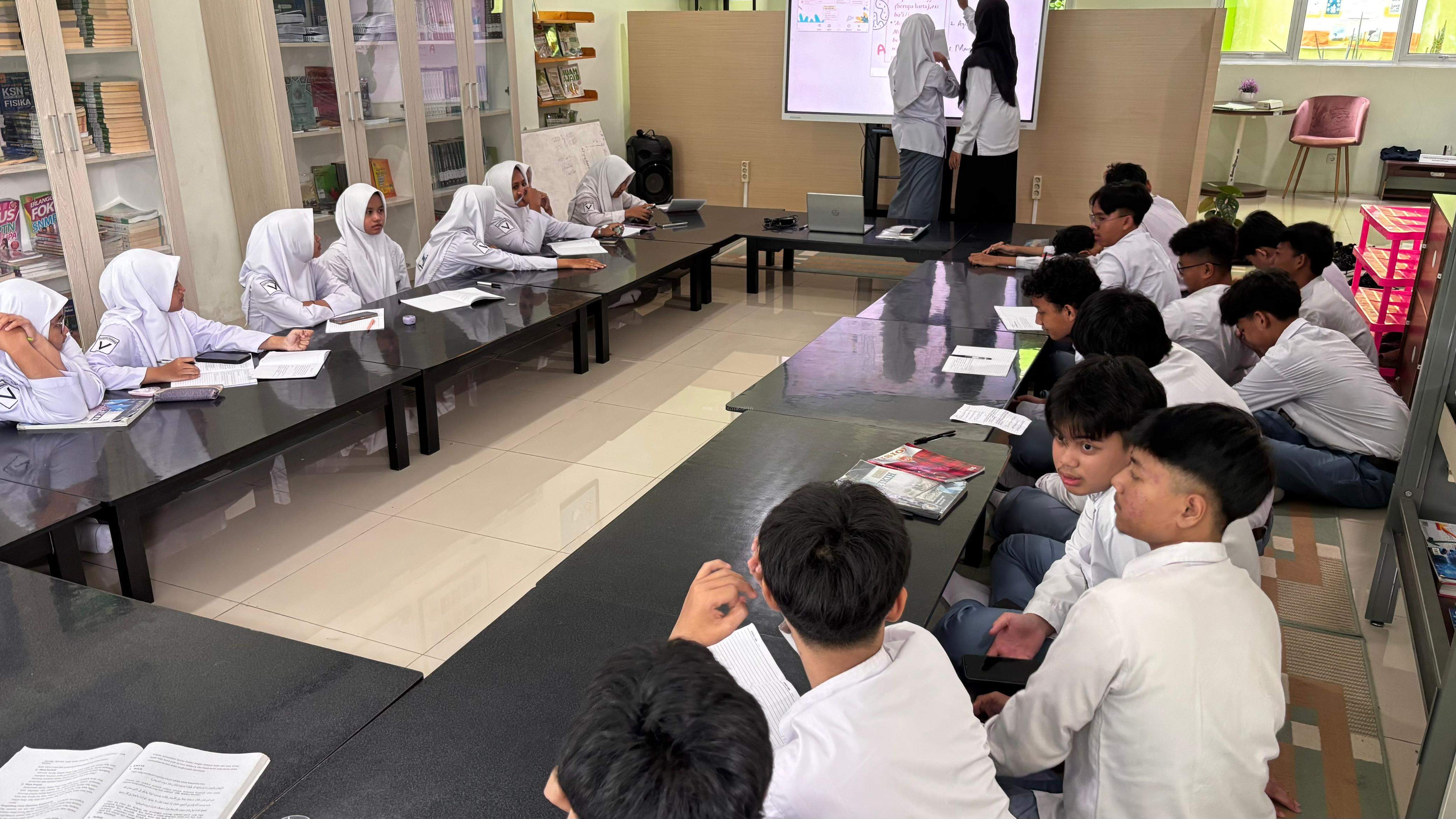 Fiqih Goes Fun: Cara Baru Belajar yang Disambut Antusias oleh Murid