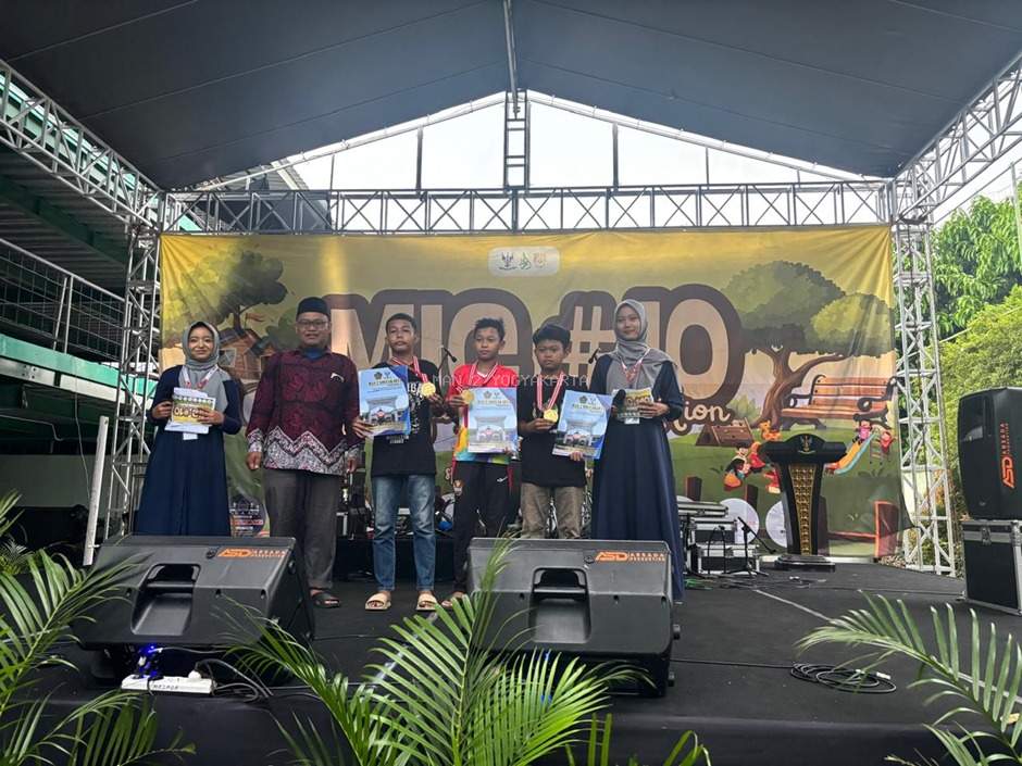 Sentuhan Seni Penuh Makna, Lomba Kaligrafi MIC#10 Tampilkan Karya Terbaik Pelajar