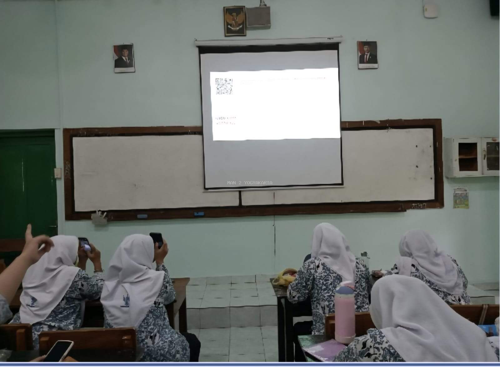 Pemanfaatan Media Pembelajaran Interaktif Slido 