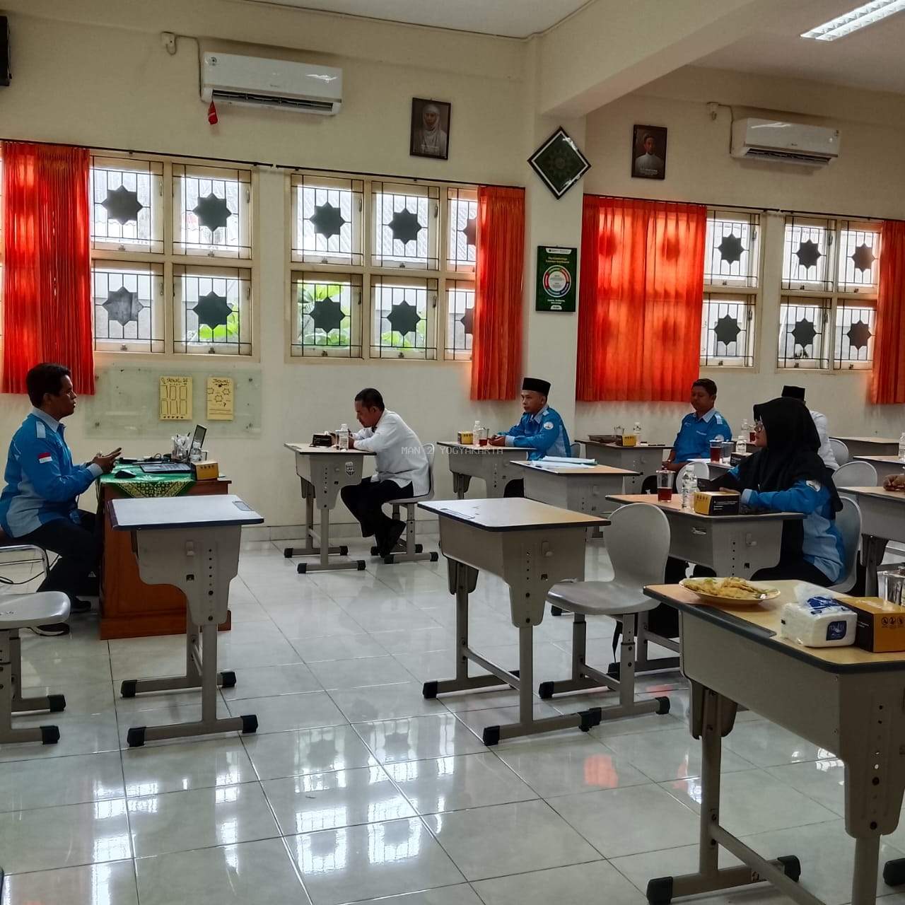 Guru Geografi MAN 2 Yogyakarta Berkiprah Aktif di MGMP DIY, Perkuat Inovasi Penilaian Berbasis AI