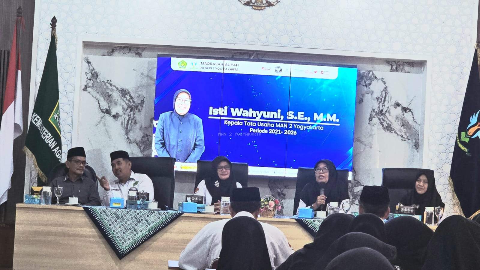 Pisah Sambut Kepala Tata Usaha MAN 2 Yogyakarta, Menguatkan Sinergi, Melanjutkan Inovasi untuk Madrasah Maju Bermutu Mendunia