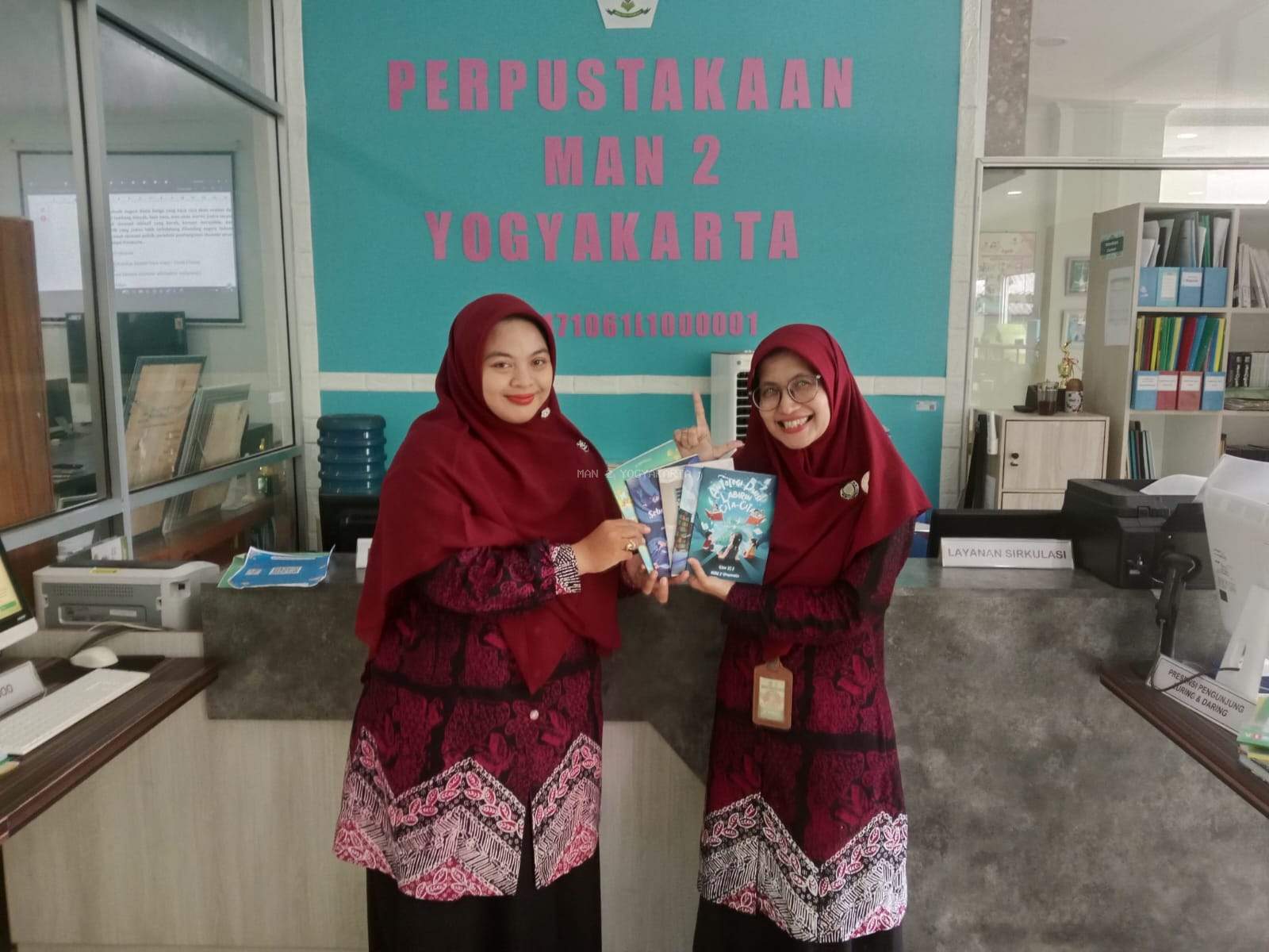 Karya Kelas Kreatif: Buku Antologi Puisi Siswa Resmi Jadi Koleksi Perpustakaan MAN 2 Yogyakarta