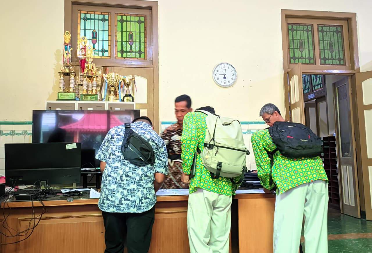 Lapor Diri Siswa Kelas XI dan XII MAN 2 Yogyakarta Berlangsung Tertib dan Lancar