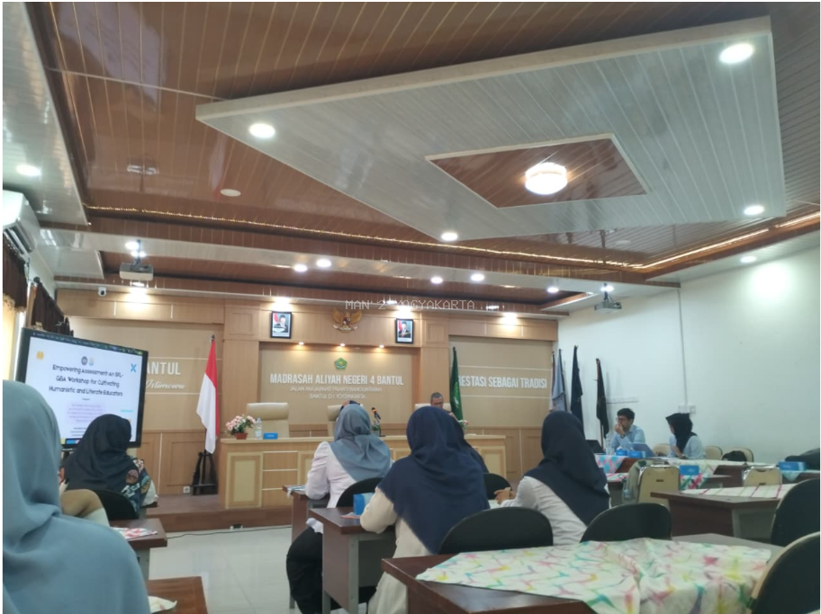 MGMP Bahasa Inggris MA se-DIY Tingkatkan Kompetensi Asesmen melalui Workshop SFL-GBA
