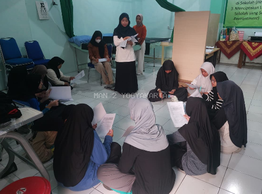 UKS MAN 2 Yogyakarta Jadi Ruang Riset: 76 Siswi Berkontribusi pada Kajian Kesehatan Reproduksi UGM