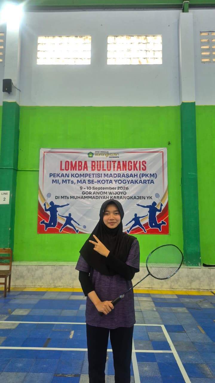 LIDHIA DIANA SOFIA SABET JUARA 3 BULUTANGKIS PKM TINGKAT KOTA YOGYAKARTA 