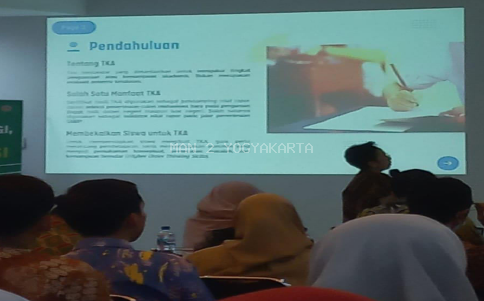 Dari Konsep ke Nalar, Guru Matematika DIY Perkuat Strategi Hadapi TKA Bersama Pakar ITB